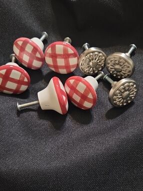 no name brand furniture knobs 8